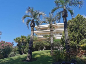 2 bedrooms seafront
